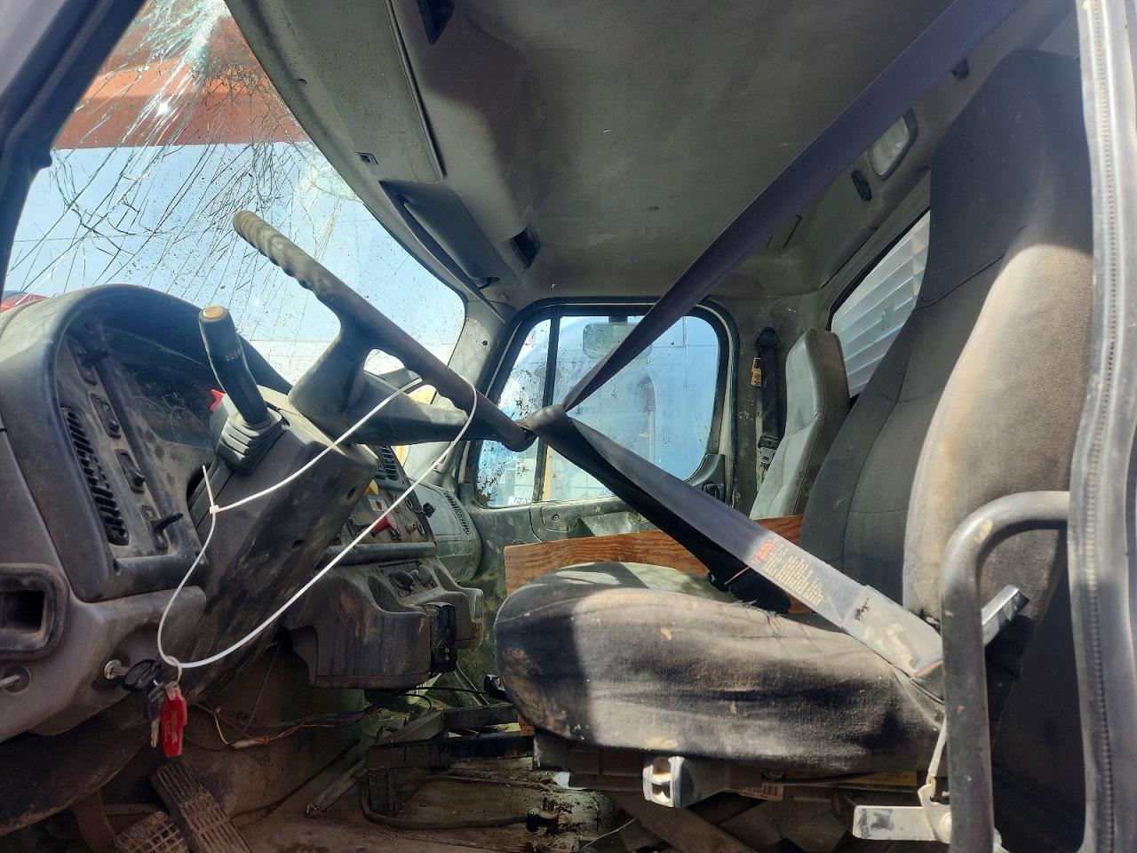 2004 FREIGHTLINER All other VIN 1FVACXCS14HM11890 photo 5