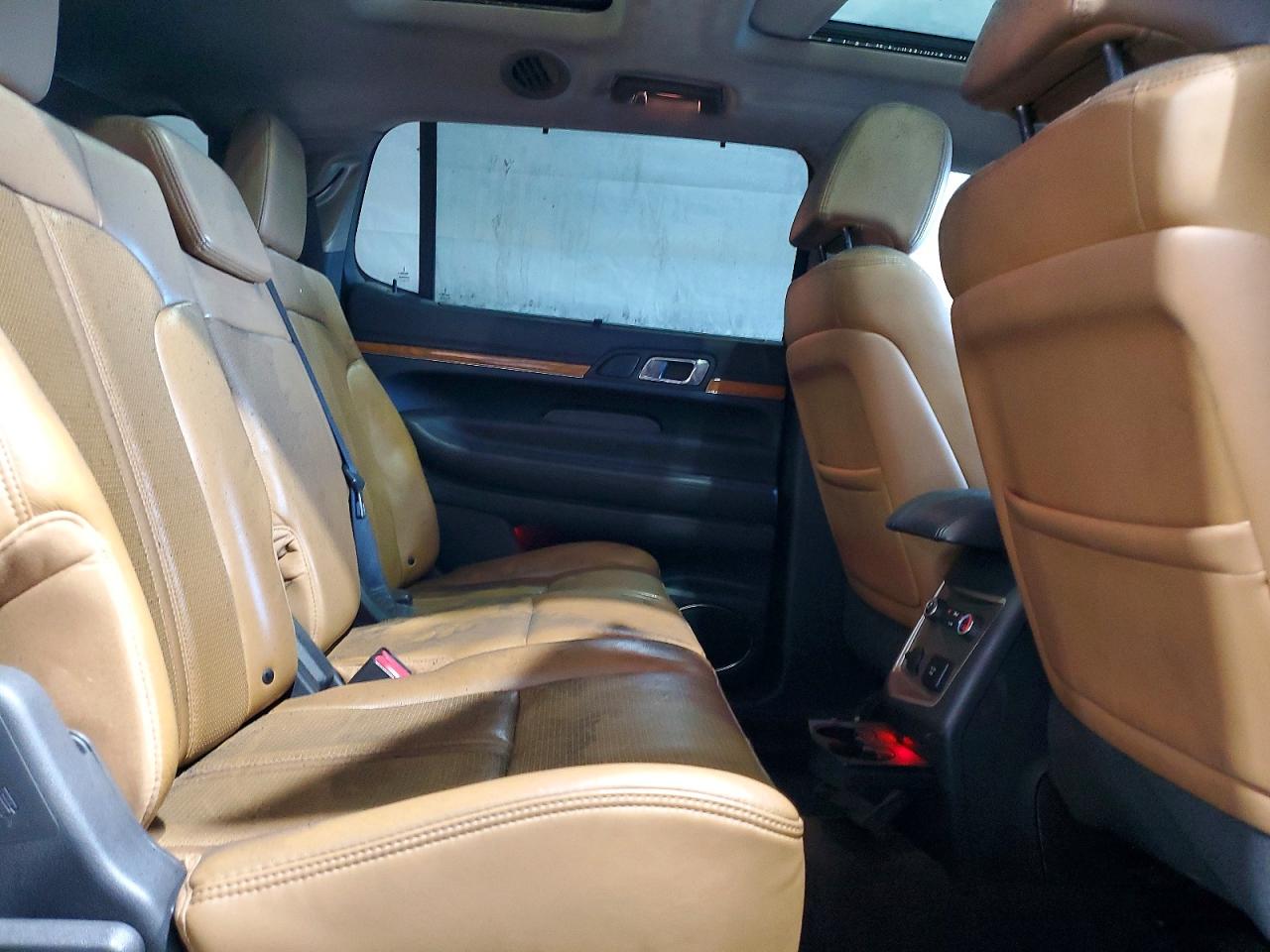 2010 LINCOLN Mkt VIN 2LMHJ5AT0ABJ12397 photo 11