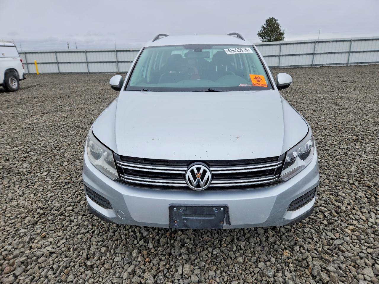 2017 Volkswagen Tiguan VIN WVGBV7AX5HK017287 photo 5