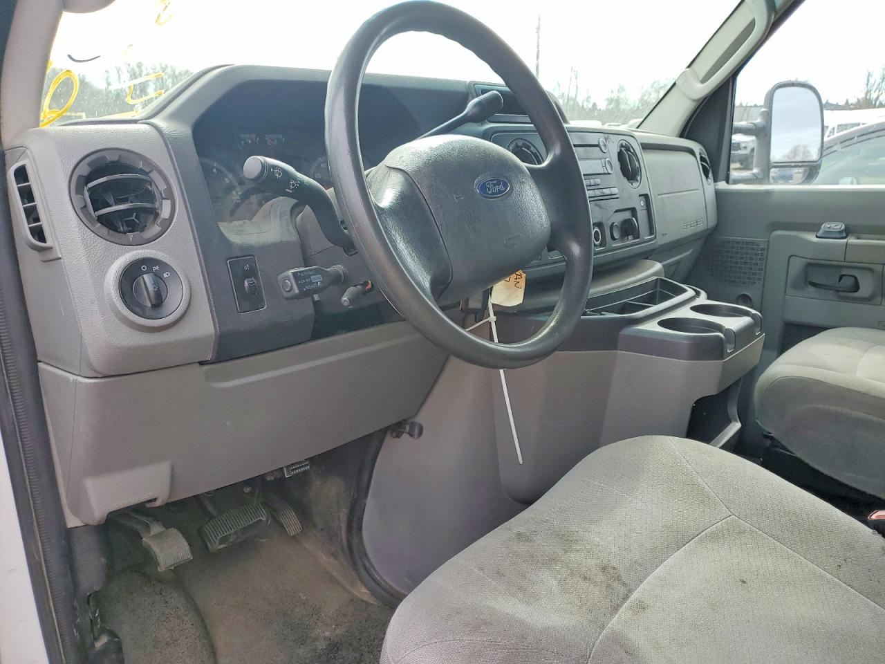 2010 Ford Econoline VIN 1FTSE3EL2ADA95377 photo 8
