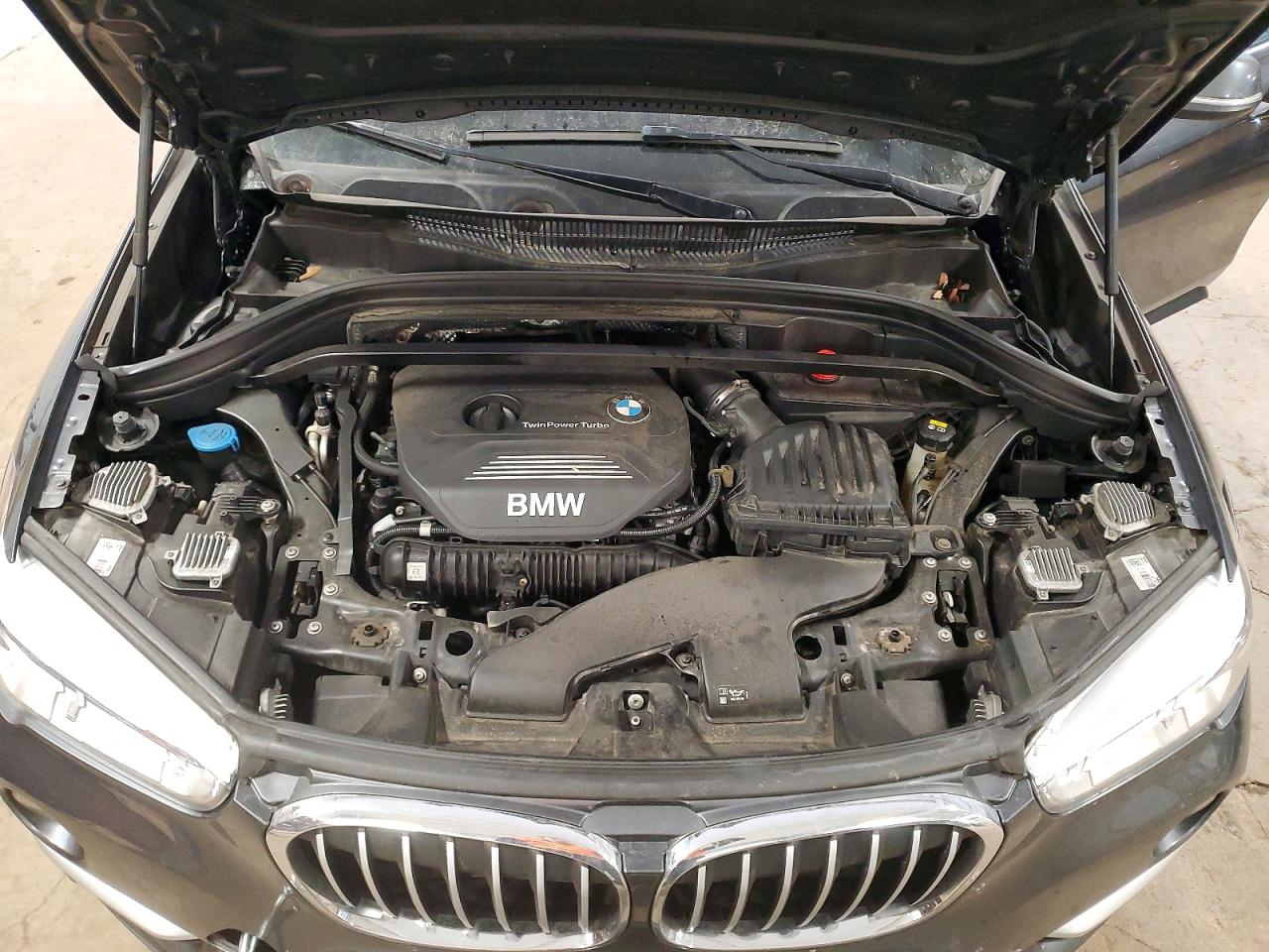 2016 BMW X1 VIN WBXHT3C30GP884589 photo 12