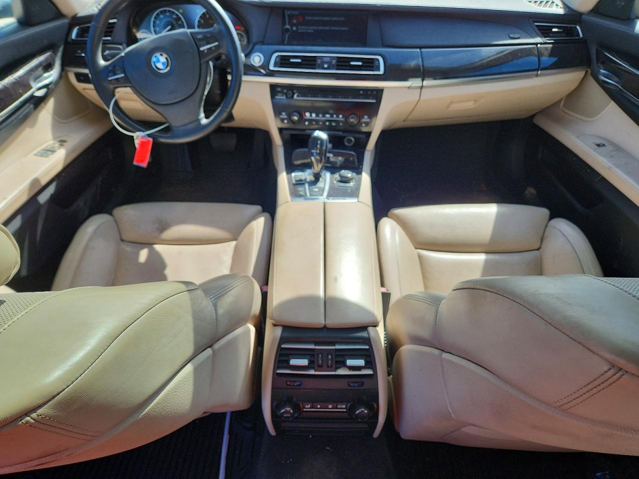 2011 BMW 7 series VIN WBAKB8C58BCY66973 photo 8