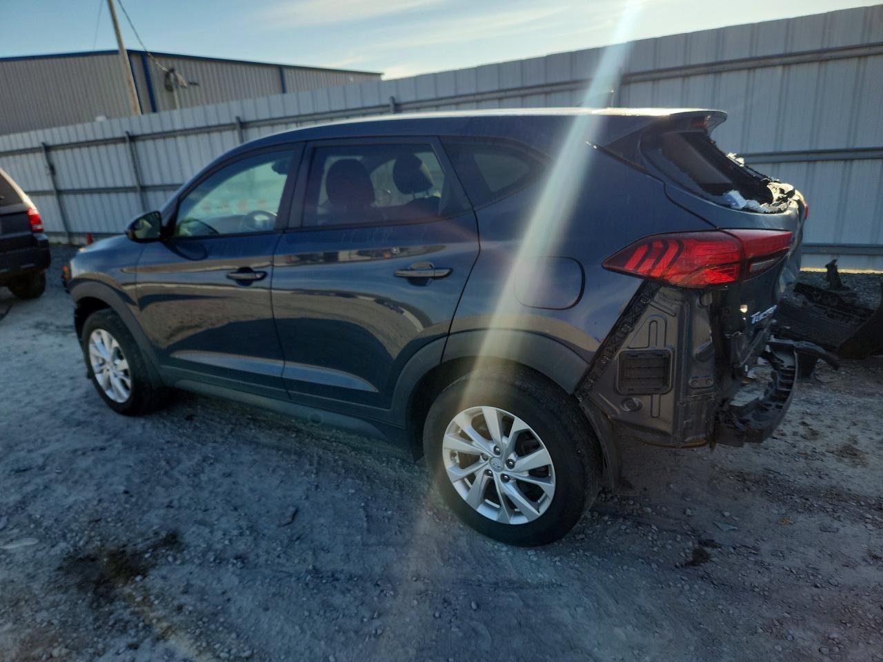 2019 Hyundai Tucson VIN KM8J23A43KU066731 photo 2