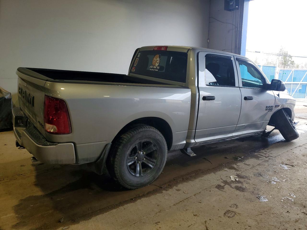 2020 1500 VIN 3C6RR7KT5LG180127 photo 3