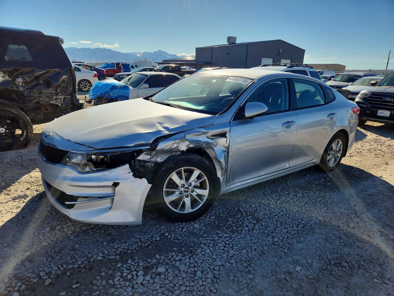 2017 Kia Optima VIN KNAGT4L30H5148566 photo 1