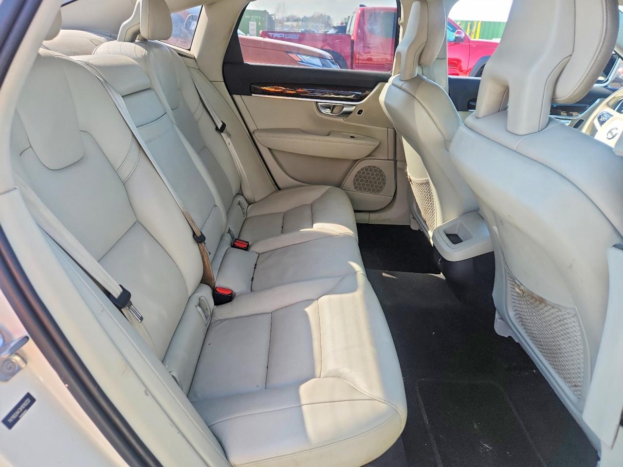 2017 Volvo S90 VIN YV1102AK3H1010232 photo 10