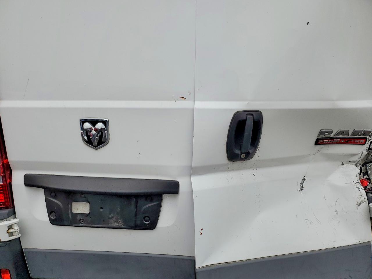2017 Ram Promaster VIN 3C6TRVDG3HE539391 photo 10