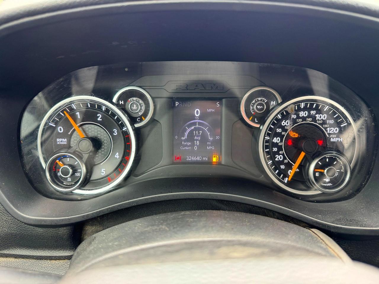 2020 Ram 3500 VIN 3C7WRTCL7LG225669 photo 8