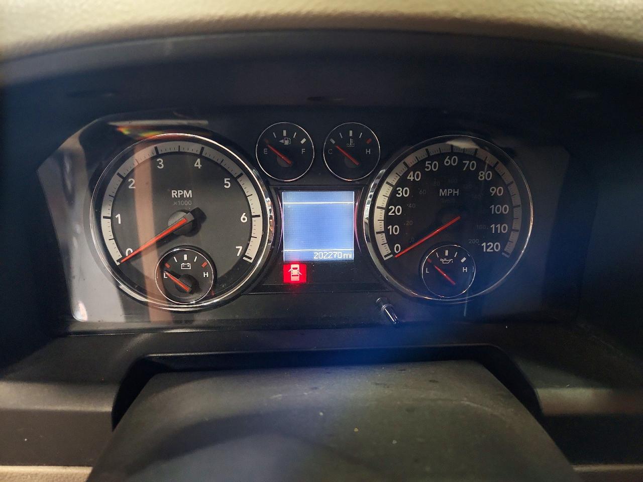 2011 Dodge Ram 1500 VIN 1D7RV1GT8BS618937 photo 9