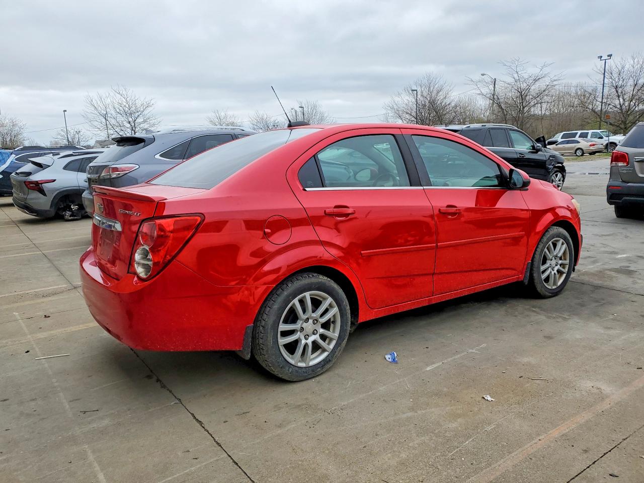 2015 CHEV Sonic VIN 1G1JC5SH8F4119470 photo 3