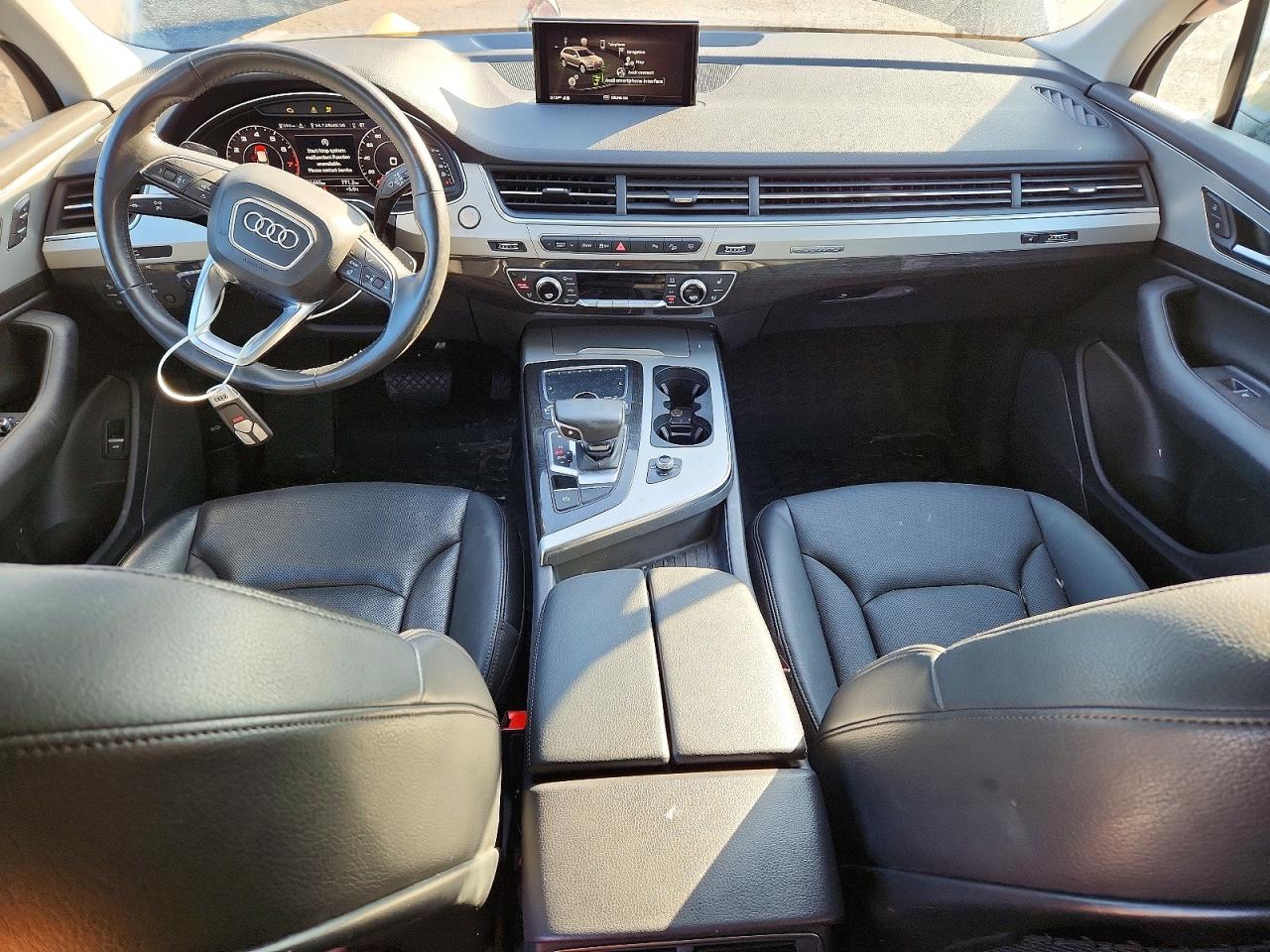 2019 Audi Q7 VIN WA1LAAF73KD035867 photo 8