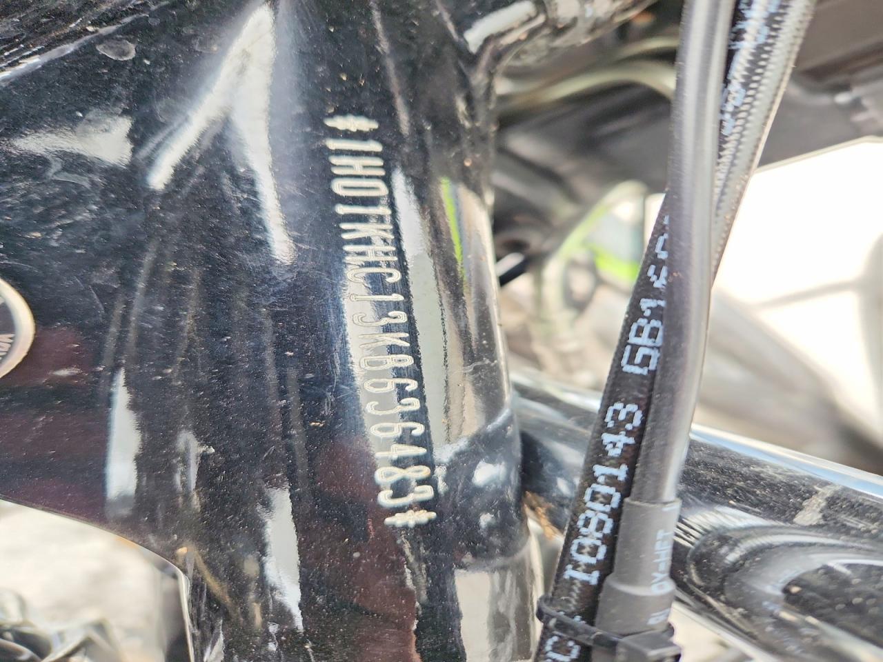 2019 HARLEY Fl VIN 1HD1KHC13KB636483 photo 10