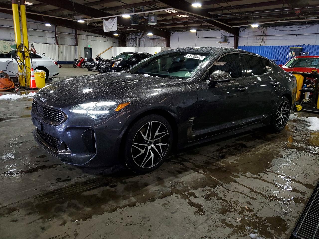 2022 Kia Stinger VIN KNAE35LD8N6100924 photo 1