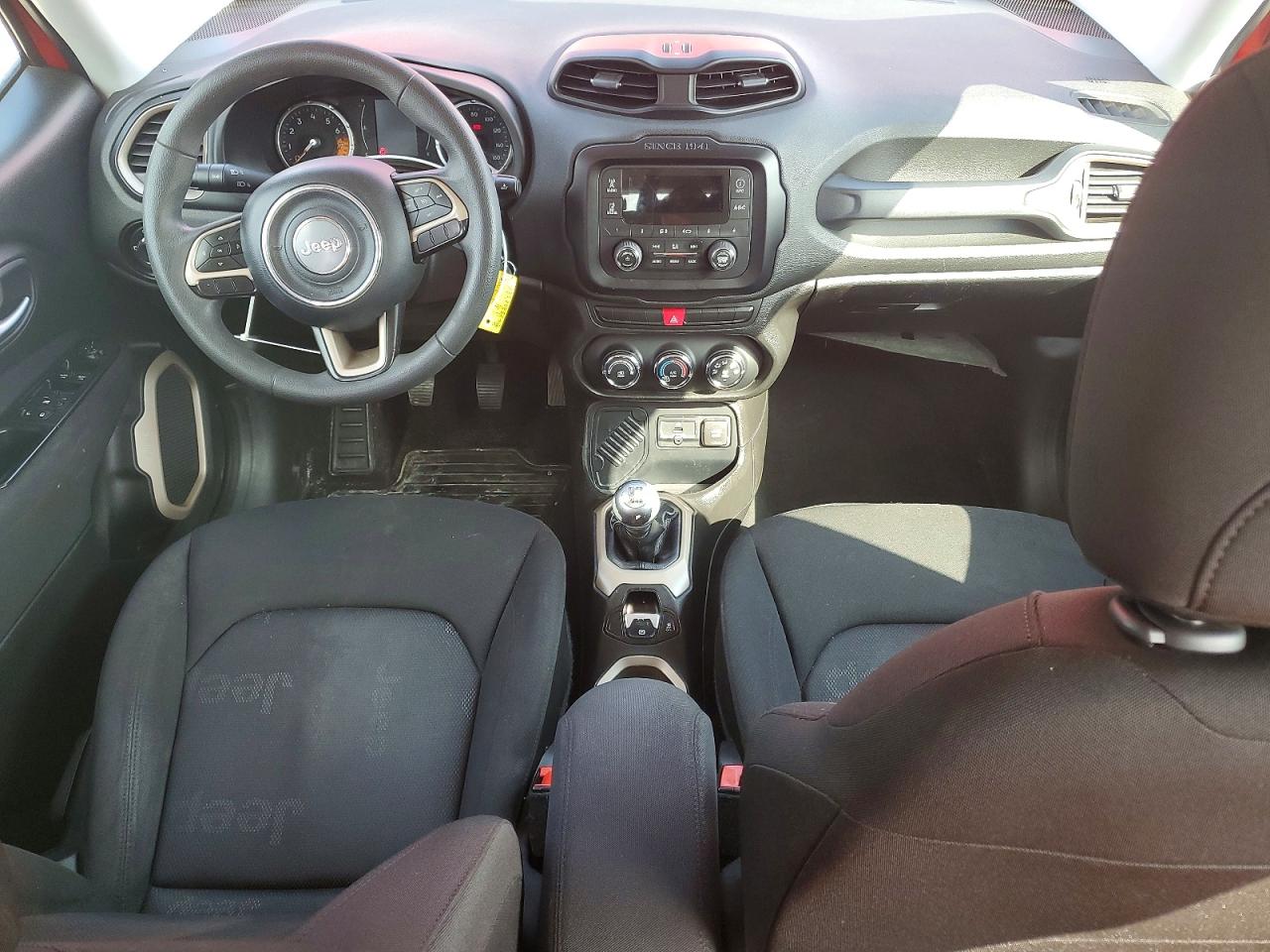 2015 Jeep Renegade VIN ZACCJAAHXFPC08233 photo 8
