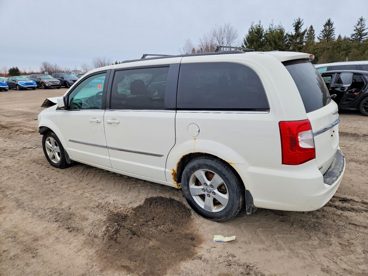 2013 CHRYSLER Minivan VIN 2C4RC1BG0DR674031 photo 2