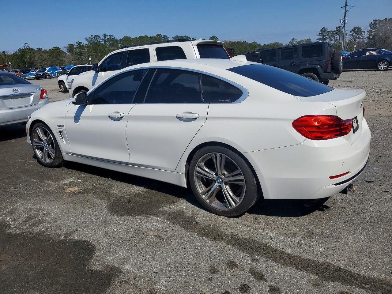 2016 BMW 4 series VIN WBA4A9C5XGG507111 photo 2
