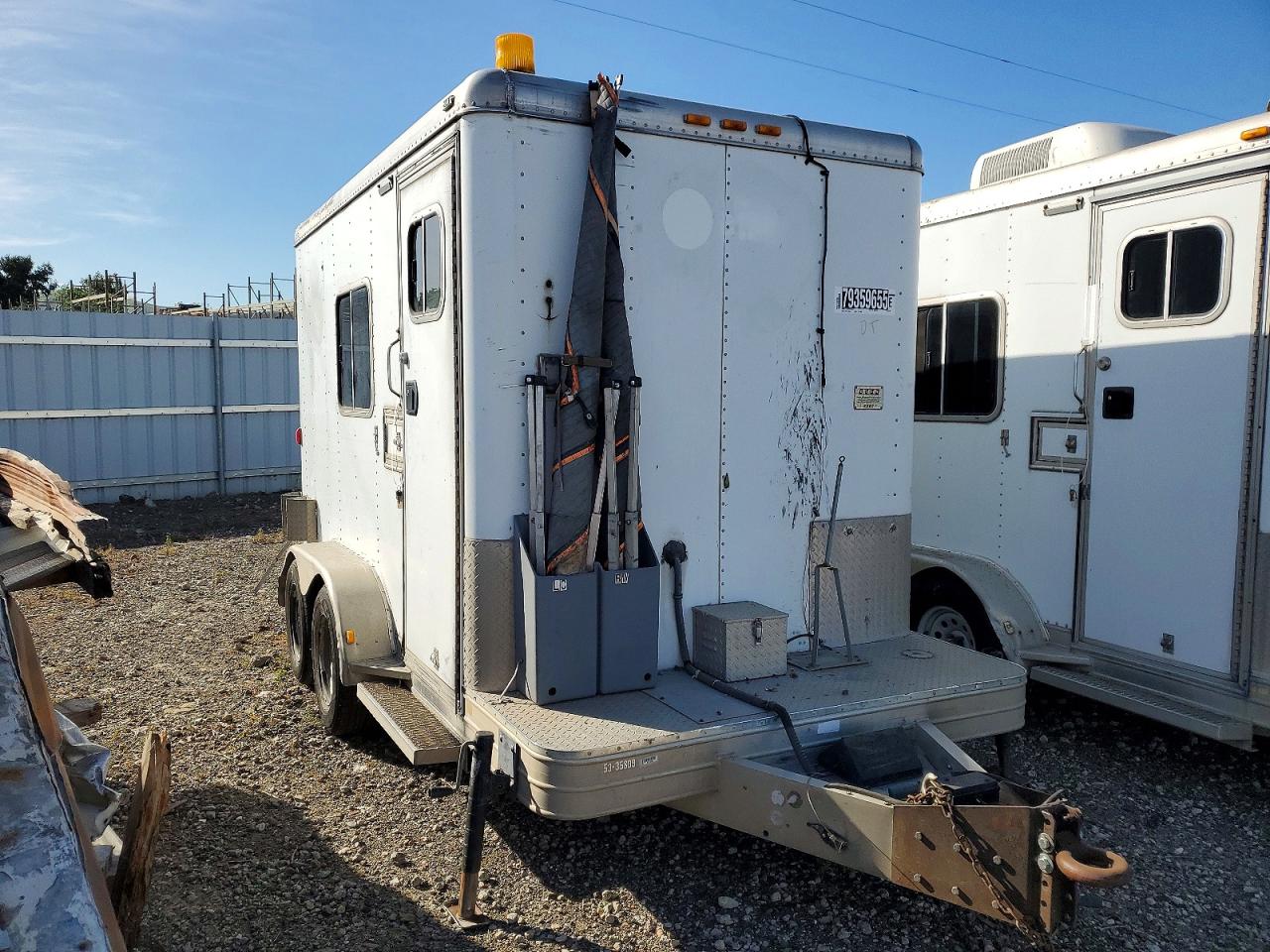 1999 PELSUE FOST 11 FIBER OPTIC SPLICING TRAILER VIN 4FGL01121YC028297 photo 1