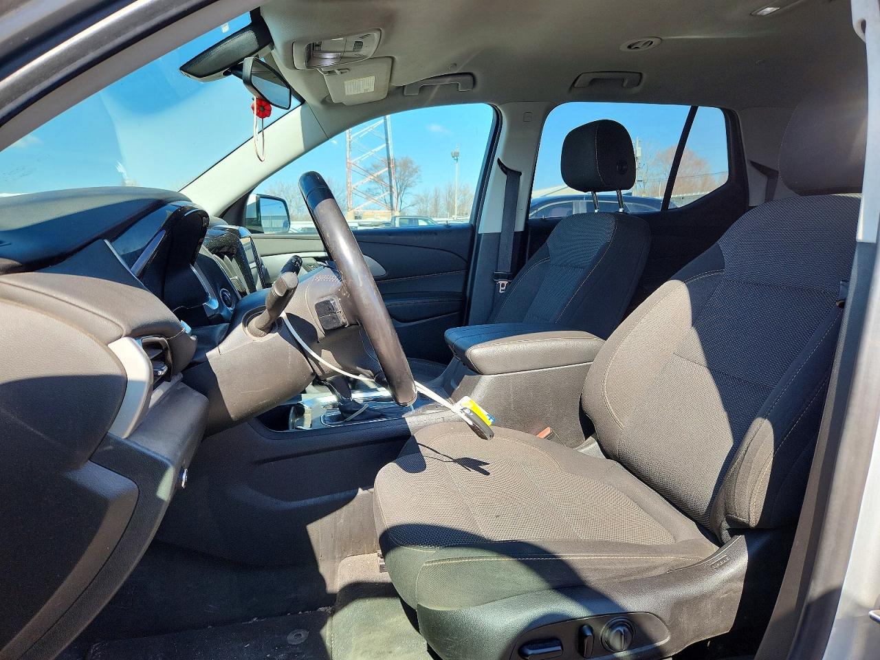 2019 Chev Traverse VIN 1GNEVGKW7KJ264144 photo 7