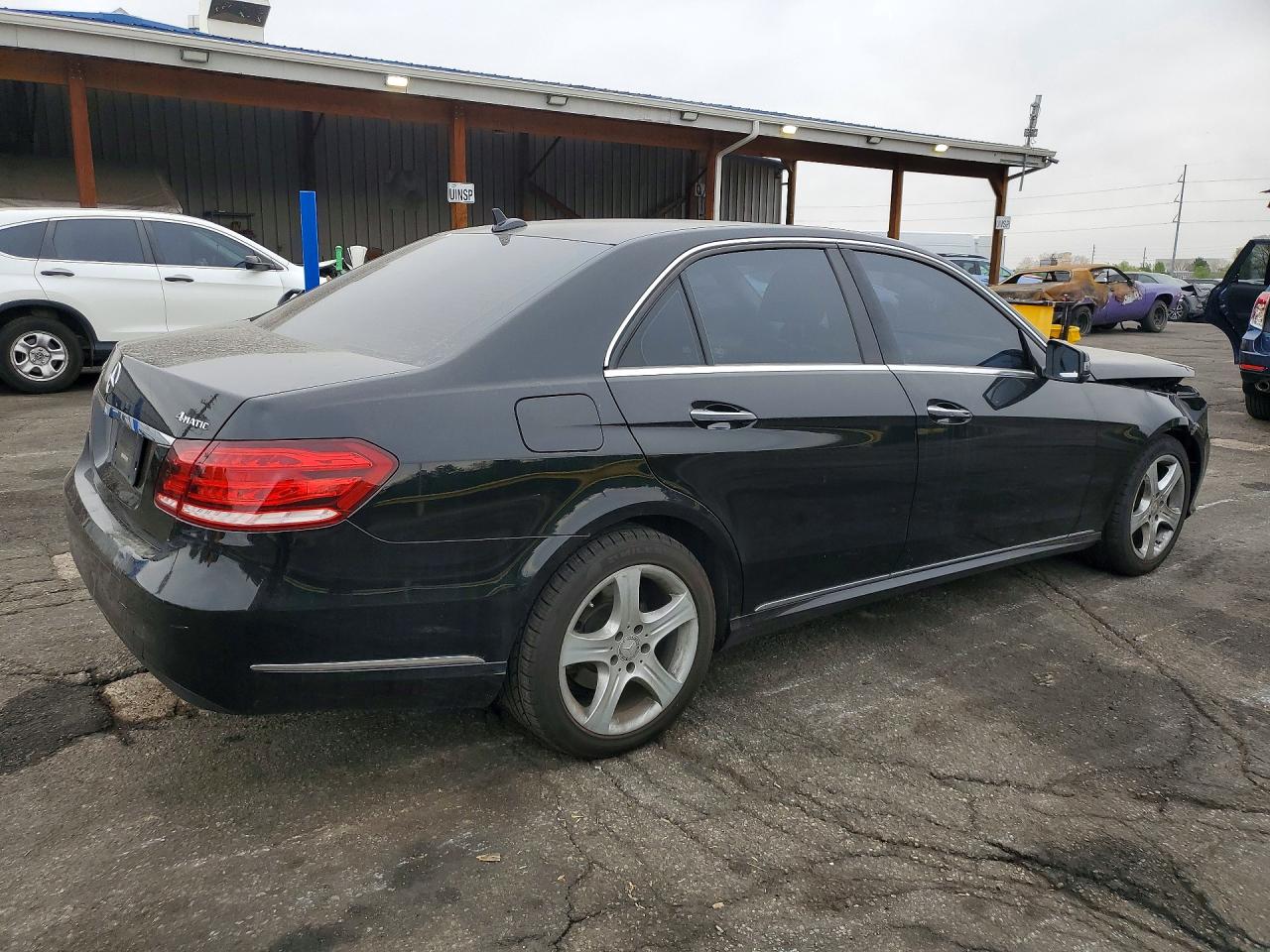 2016 Mercedes-Benz E-class VIN WDDHF8JB0GB313764 photo 3
