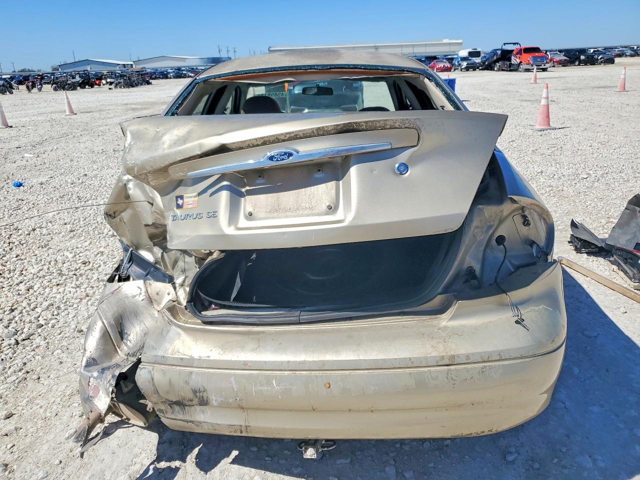 2000 Ford Taurus VIN 1FAFP5325YA255920 photo 6