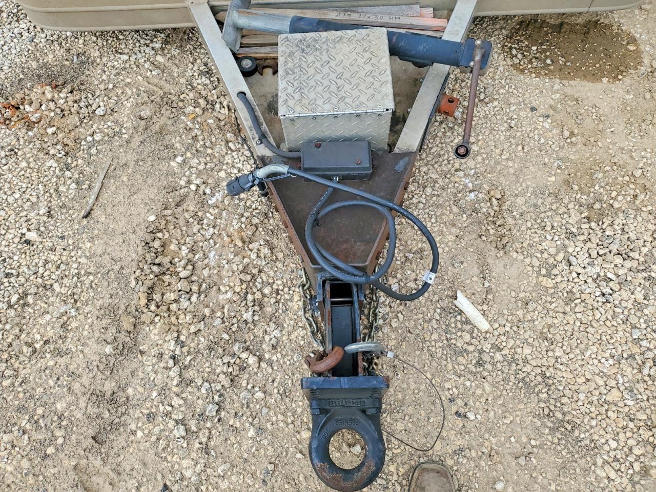 1999 FEATHERLITE Utiltrailr VIN 4FGL01124XC024730 photo 7