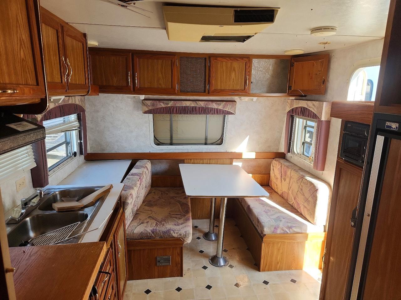 1998 DUTCHMEN Trailer VIN 47CT20H27WM093029 photo 5