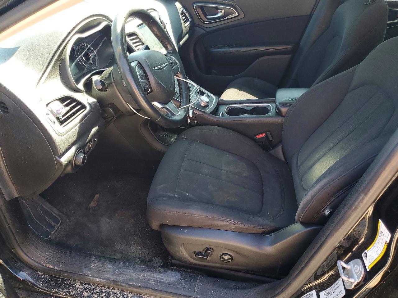 2015 Chrysler 200 VIN 1C3CCCAB2FN673362 photo 7