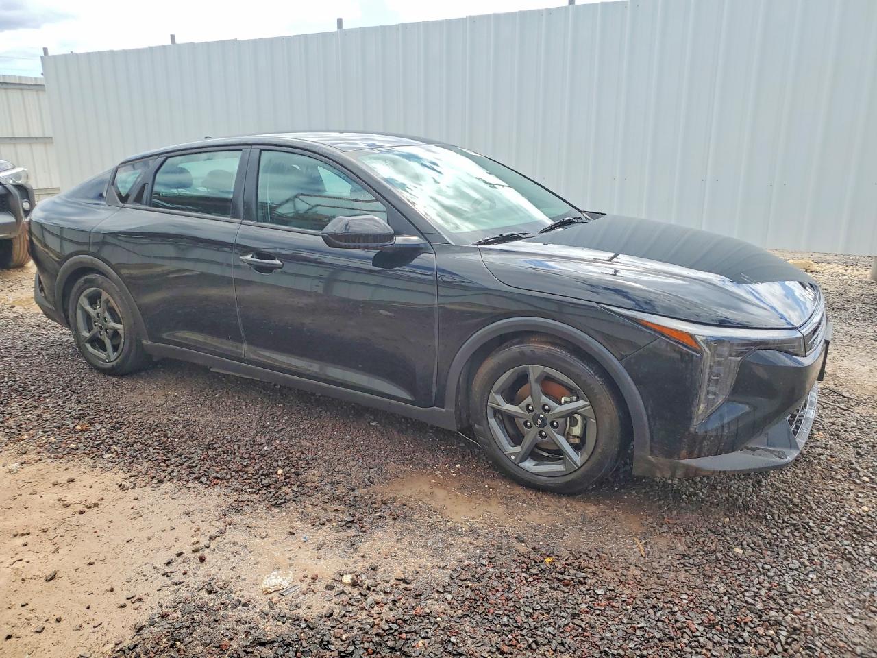 2025 Kia All other VIN 3KPFT4DE0SE005918 photo 4