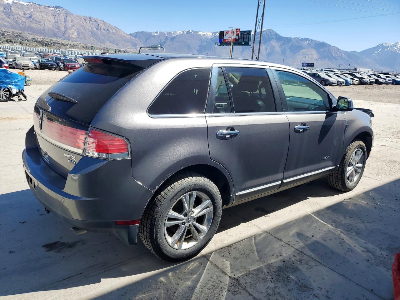2010 LINCOLN Mkx VIN 2LMDJ8JC2ABJ21604 photo 3