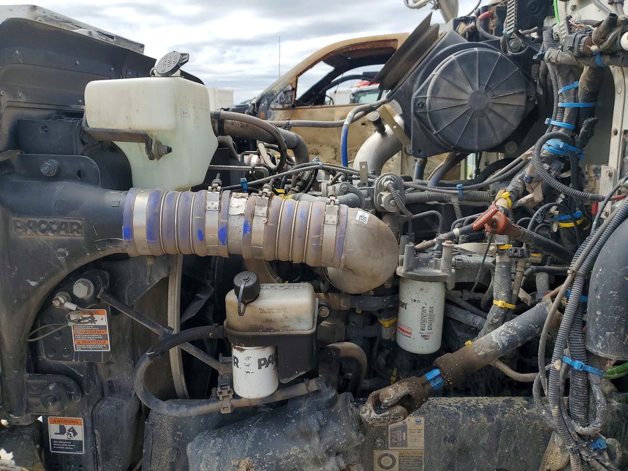 2023 PETERBILT All other VIN 2NP2HM7X4PM808451 photo 11