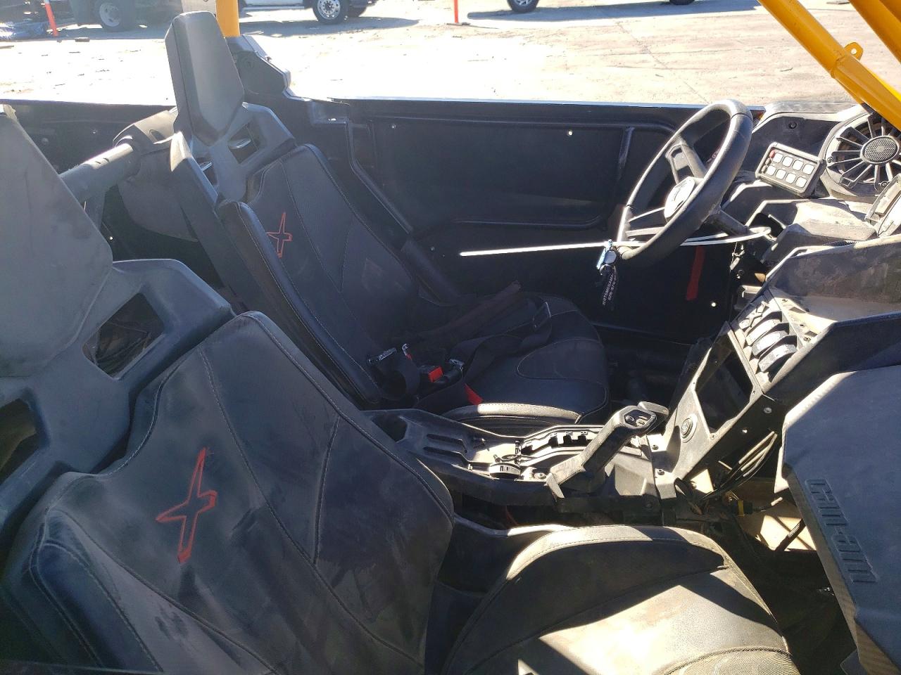 2021 Can-Am Maverick x3 max VIN 3JBVMAY26MK000589 photo 5