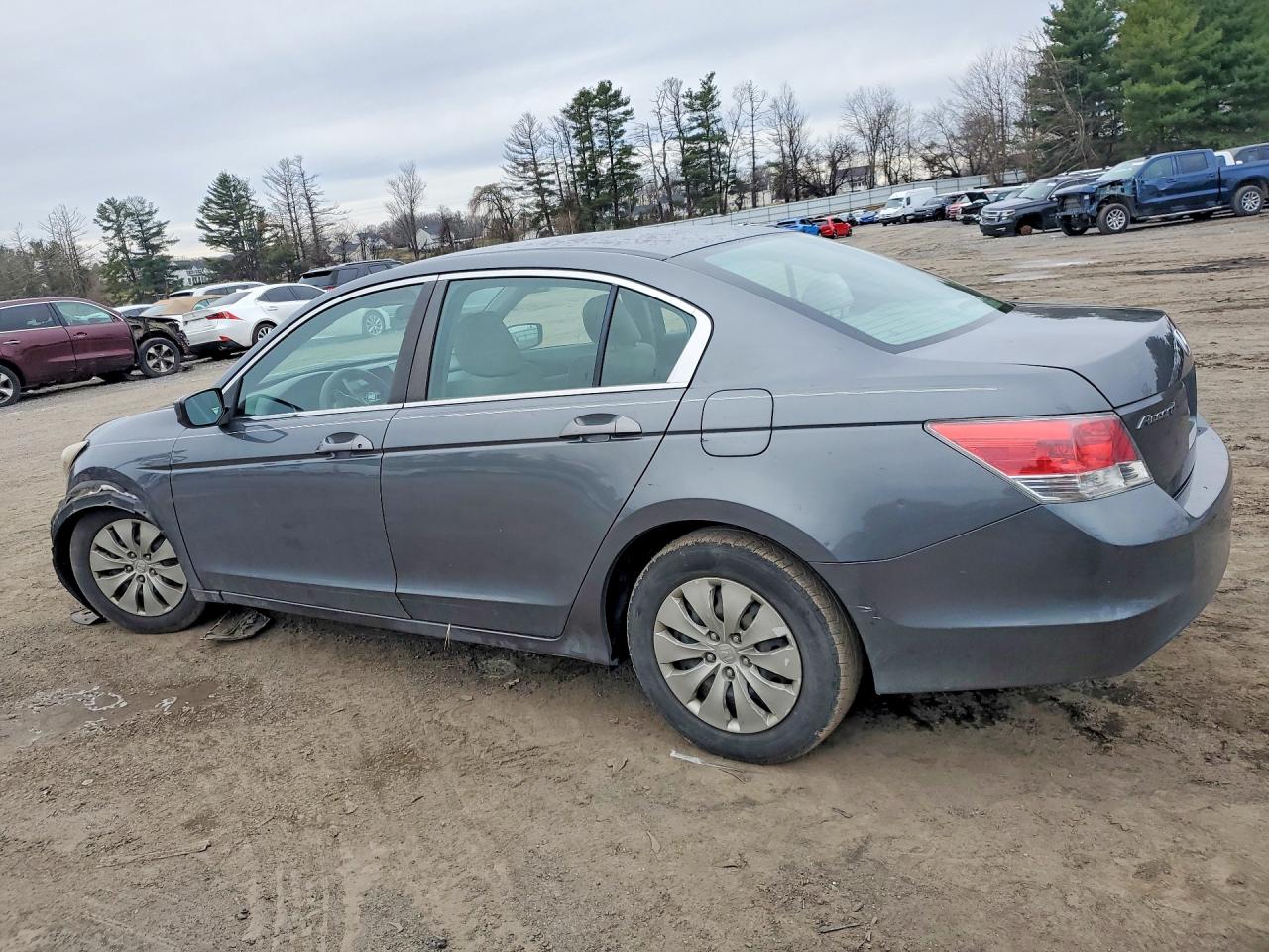 2010 HOND Accord VIN 1HGCP2F32AA157368 photo 2