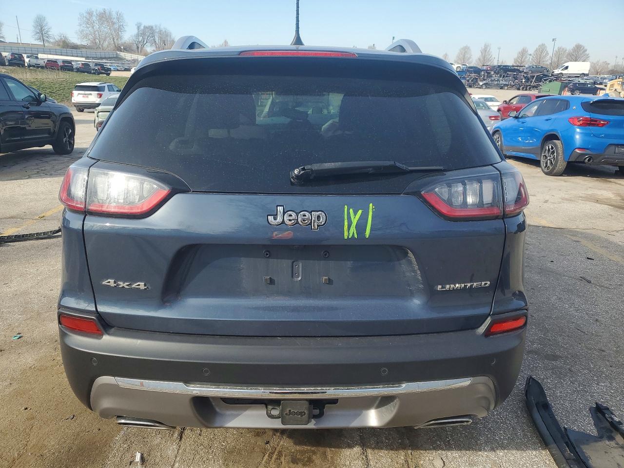 2020 Jeep Cherokee VIN 1C4PJMDXXLD531603 photo 6