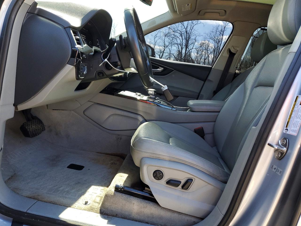 2018 Audi Q7 VIN WA1LAAF72JD015950 photo 7