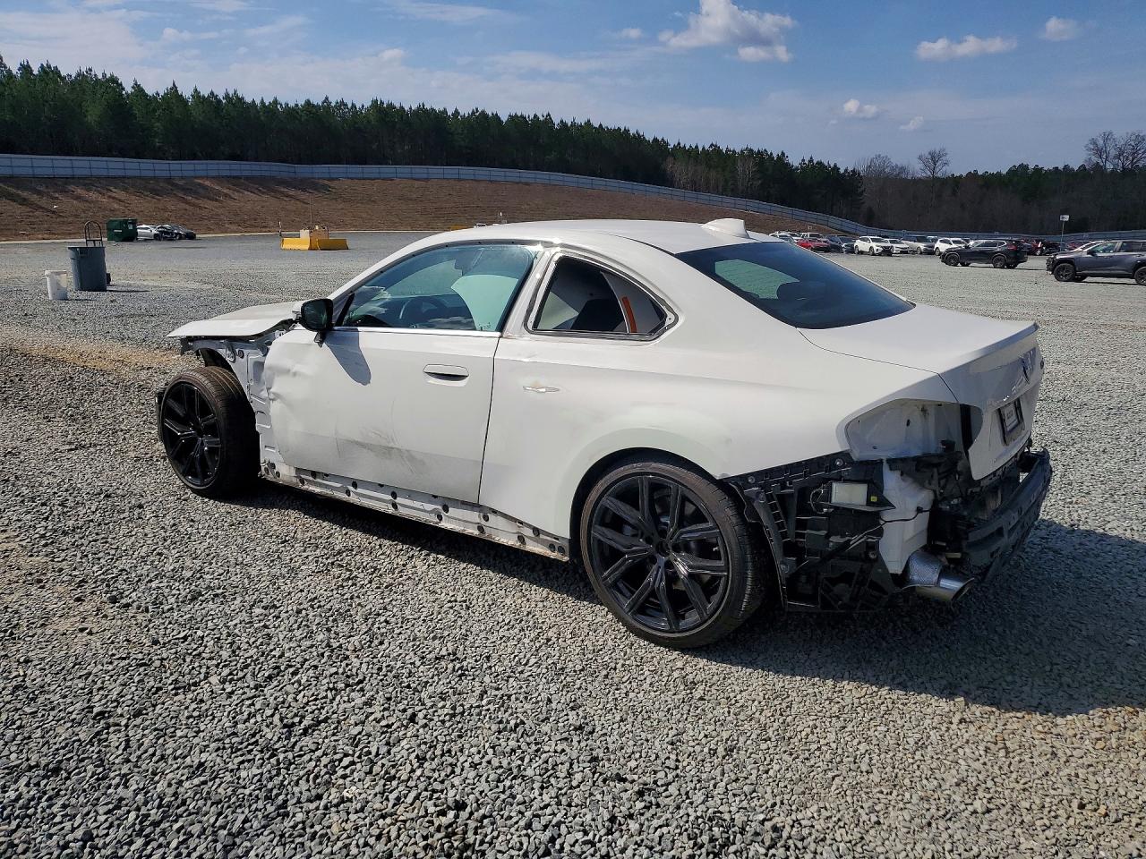 2022 BMW 2 series VIN 3MW23CM0XN8C66390 photo 2