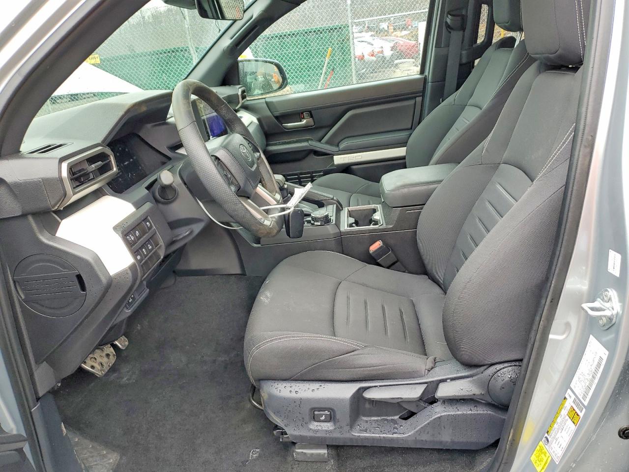 2024 Toyota Tacoma VIN 3TYLC5LNXRT004631 photo 7