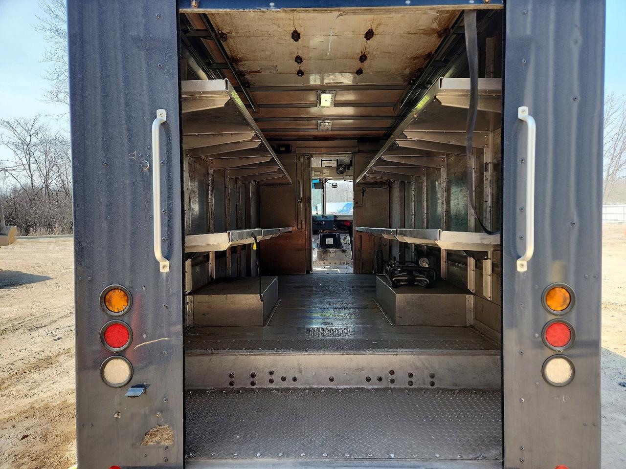 2021 FREIGHTLINER All other VIN 4UZAC2GA0MCMM9717 photo 10