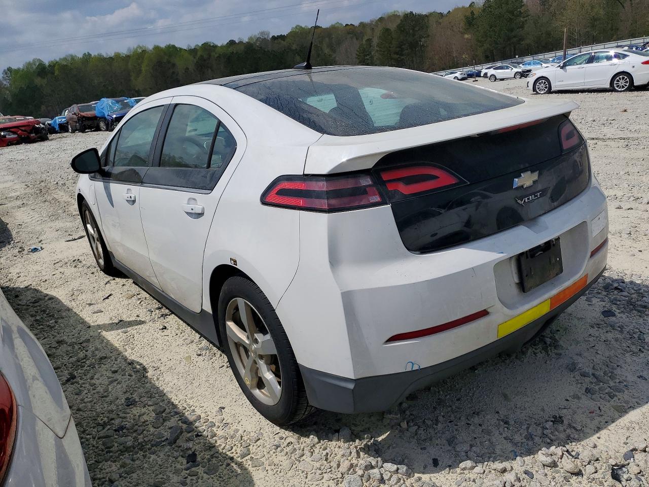 2012 CHEV Volt VIN 1G1RA6E40CU102469 photo 2