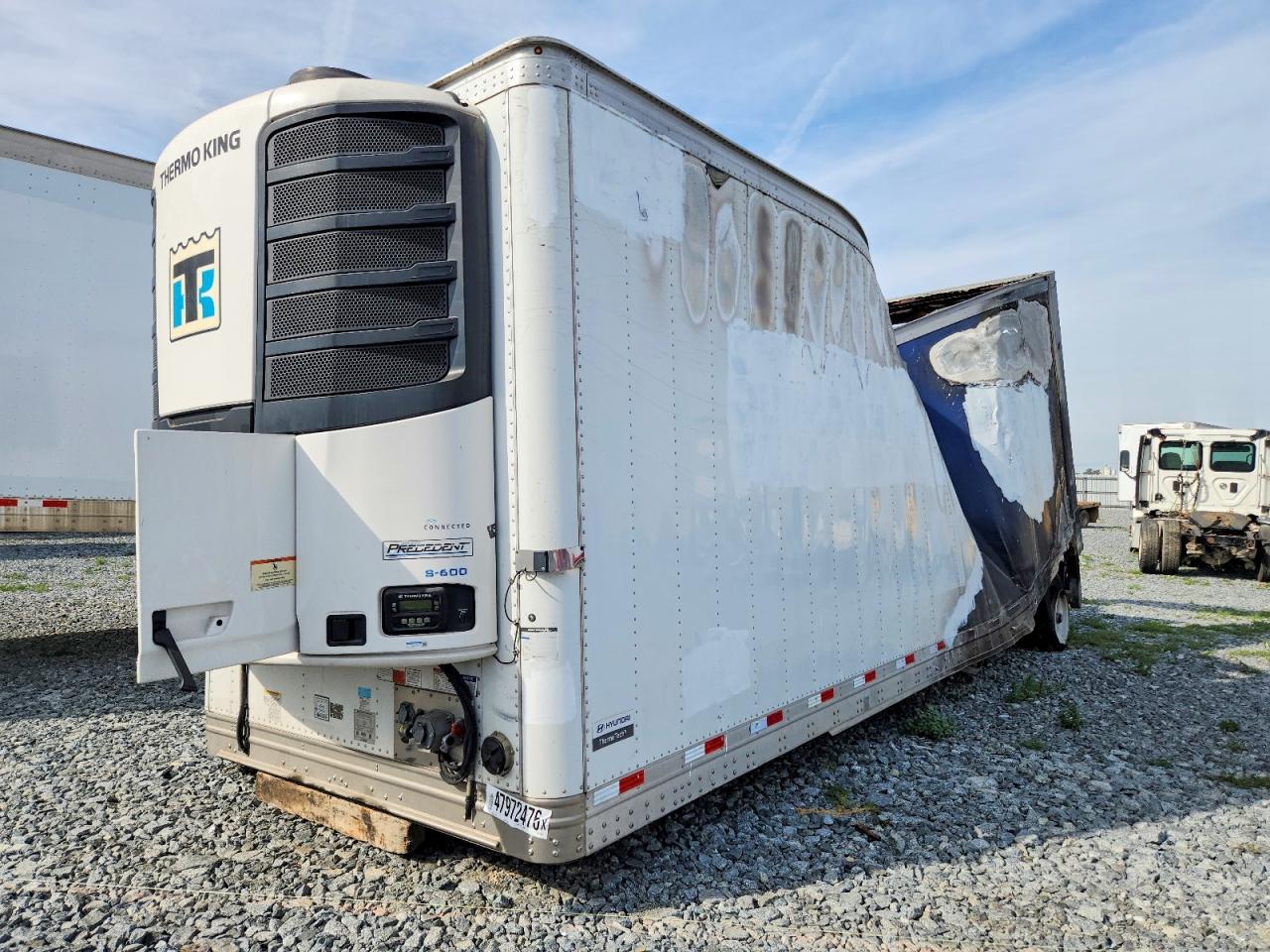 2024 HYTR Trailer VIN 3H3V281K4RJ426402 photo 3