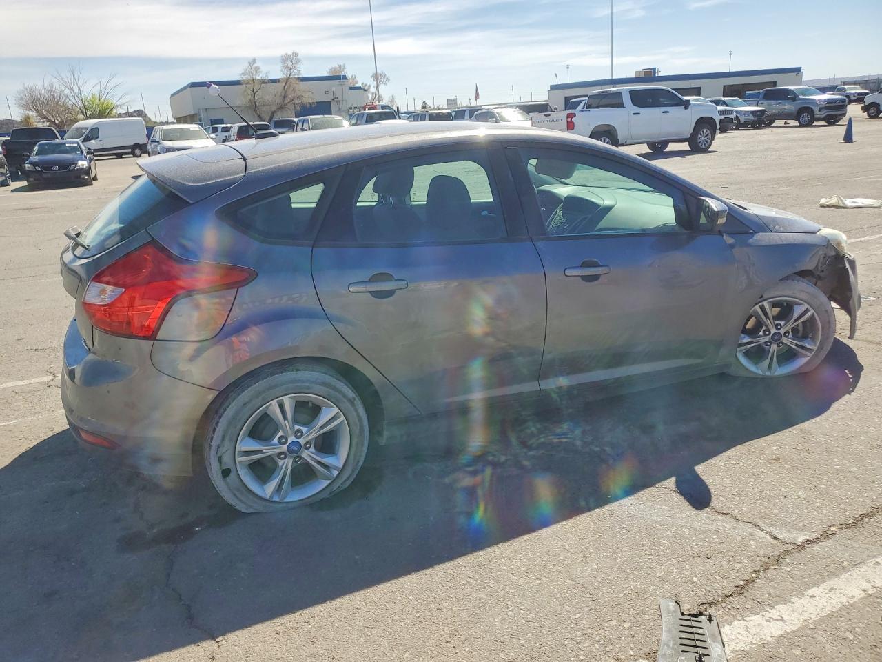 2013 Ford Focus VIN 1FADP3K2XDL190414 photo 3