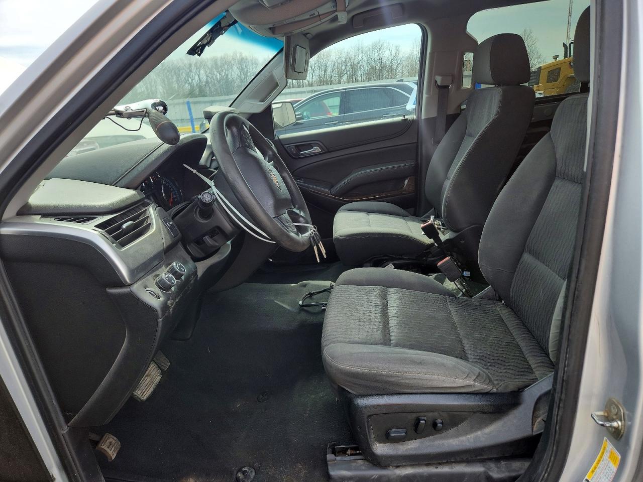 2019 Chevrolet Tahoe VIN 1GNSKDEC6KR362420 photo 7