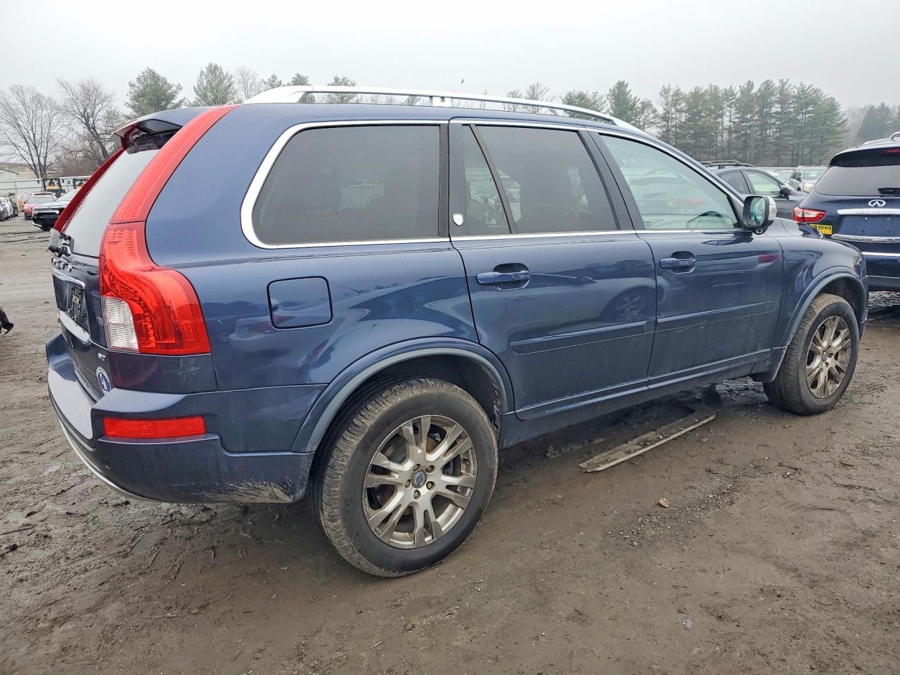 2013 Volvo Xc90 VIN YV4952CZ7D1667854 photo 3