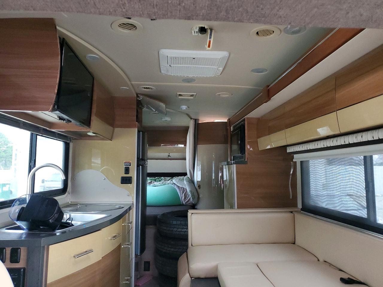 2015 Mercedes-Benz Sprinter VIN WDAPF4CC7F9611449 photo 9