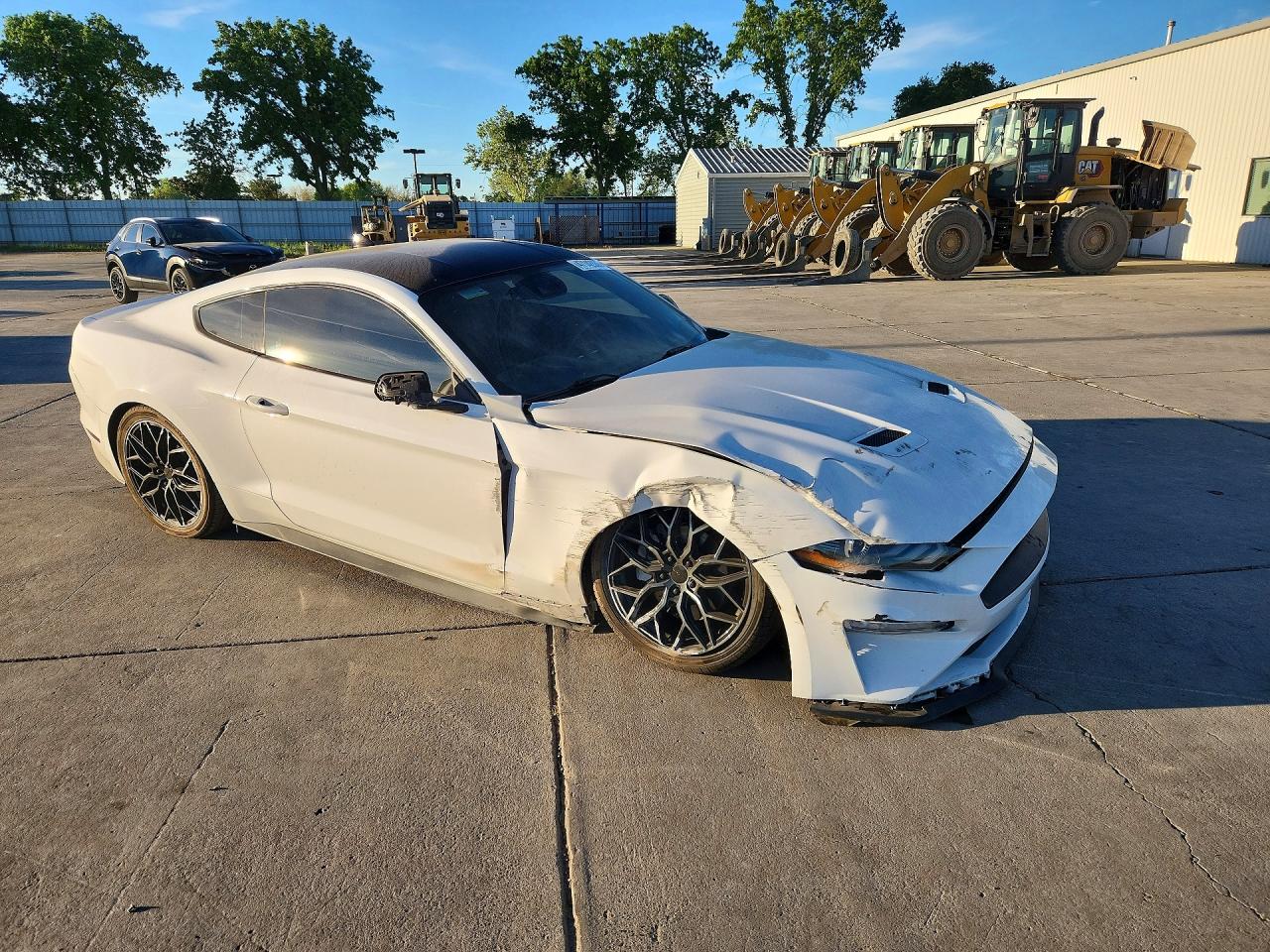 2022 FORD Mustang VIN 1FA6P8TH7N5144828 photo 4