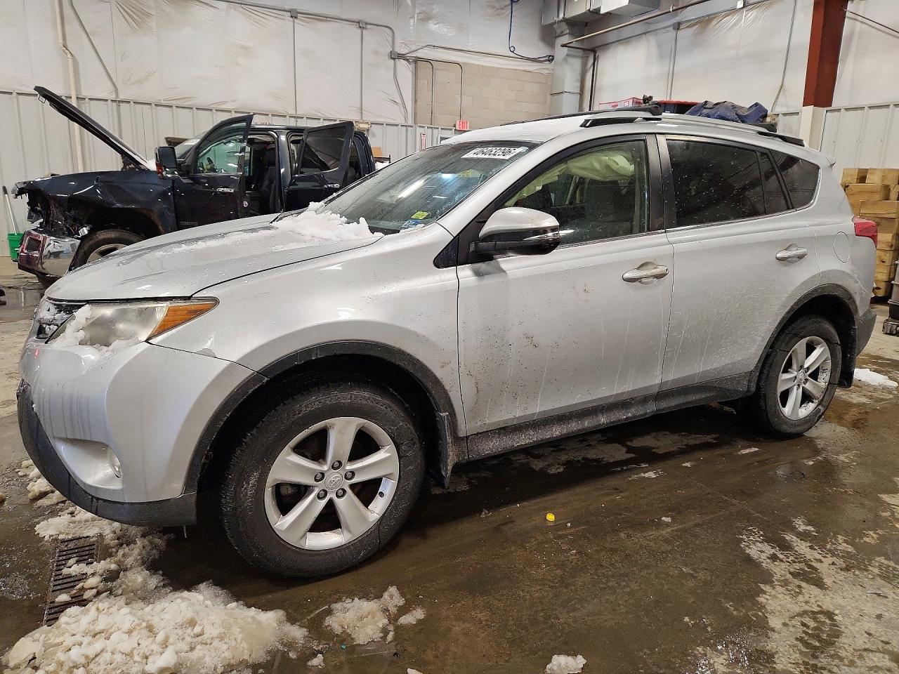 2013 Toyota Rav4 VIN JTMWFREV7D5014570 photo 1