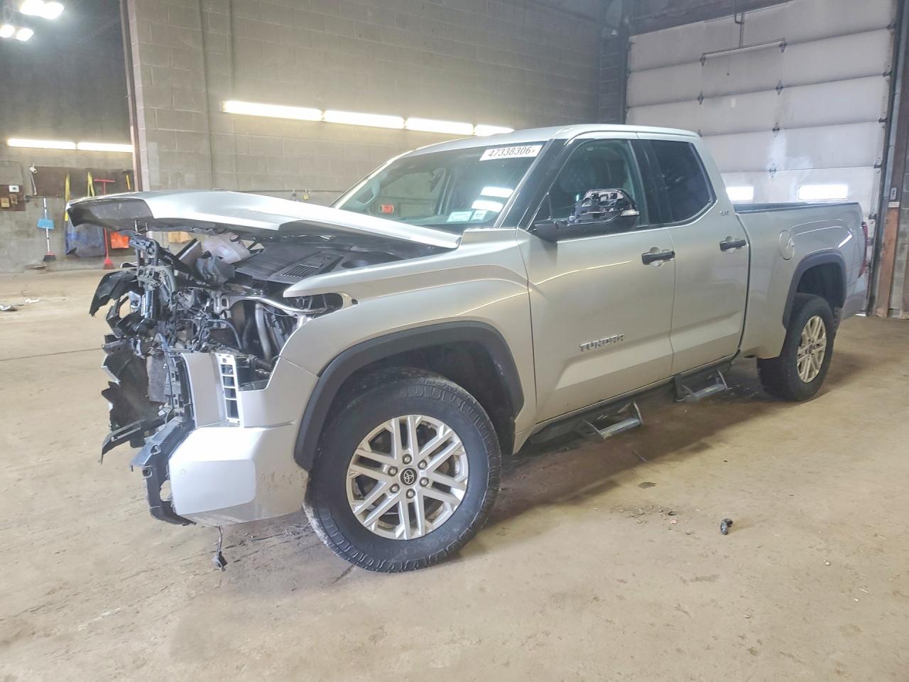 2022 TOYOTA Tundra VIN 5TFLA5DA9NX036813 photo 1