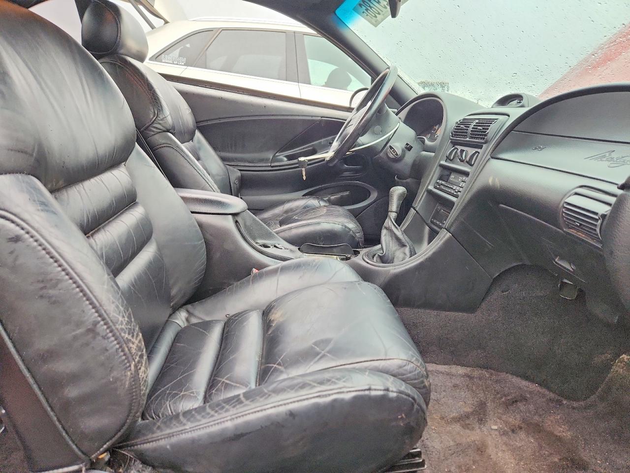 1996 Ford Mustang VIN 1FALP47V7TF137204 photo 7