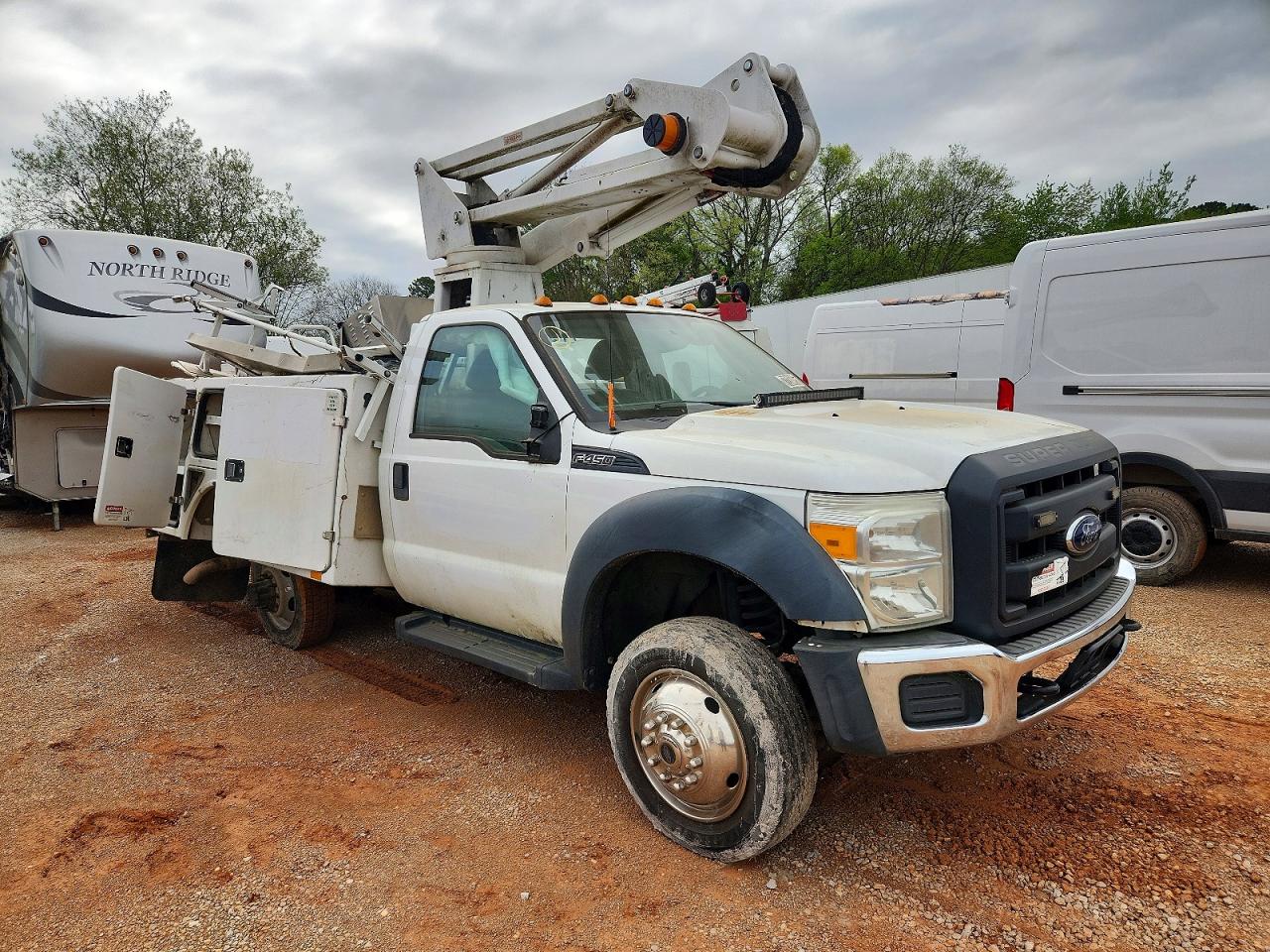 2016 Ford F450 VIN 1FDUF4GY3GEB87665 photo 1