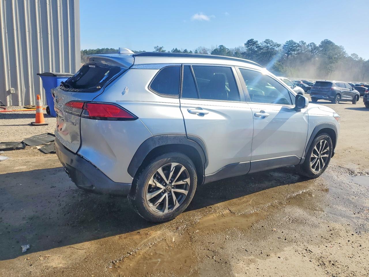 2023 Toyota All other VIN 7MUDAAAGXPV055665 photo 3