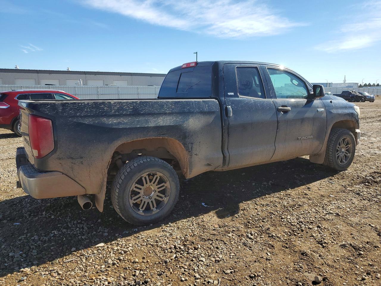 2014 Toyota Tundra VIN 5TFUW5F1XEX394831 photo 3